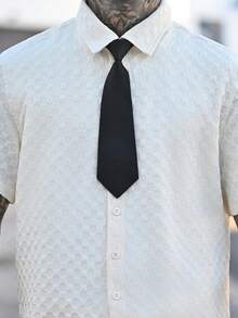 Devon Thys 男士纯色休闲短袖衬衫和短裤套装 - 米色 - 查看 6