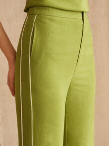 MOTF PREMIUM CONTRAST TRIM SLANTED POCKET FLARE LEG PANTS - Green - View 3