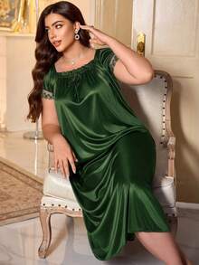MuseNap CURVE Plus Size Solid Color Lace Trim Nightgown - Green - View 4