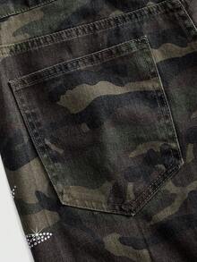 ROMWE MEN Men's Sparkling Rhinestone Rivet Craft Camouflage Denim Shorts - Army Green - View 5