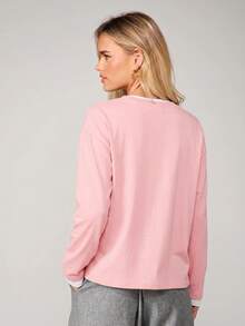 MISSGUIDED Long Sleeve Henley Top With Button Placket And Contrast Crew Neckline - Relaxed Fit Casual Pullover - Pink - View 2