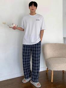 DAZY 夏季白色短袖字母印花T恤配格紋長褲男士居家休閒套裝 - 彩色 - 查看 9