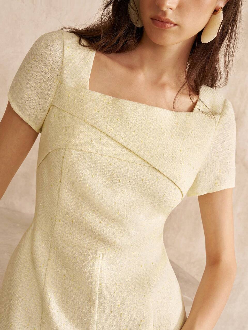 MOTF EARLY AUTUMN ASYMMETRICAL NECKLINE SHORT SLEEVE RUCHED STRAIGHT MID-LENGTH DRESS, ELEGANT COMMUTER