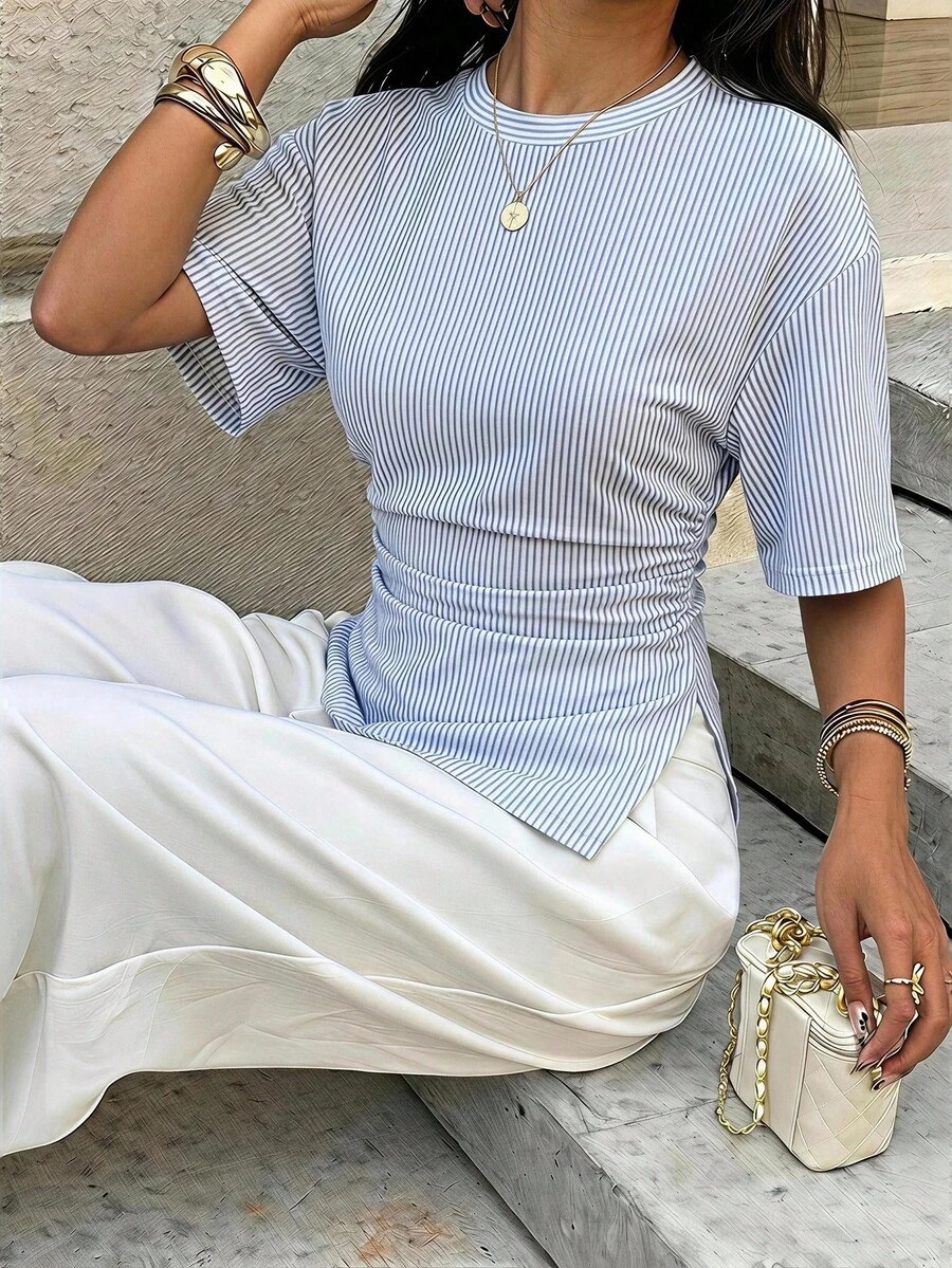 Aloruh 女款休閒抽繩收腰抓皺不對稱下擺 T-shirt,簡約浪漫復古藍白條紋印花,通勤夏季款 - 白色 - 查看 1