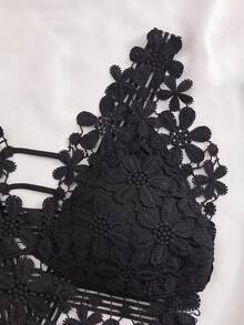 Charlaine 1pc Women's Elegant Sexy Embroidered Hollow-Out Wireless Bra - Black - View 5