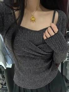 DAZY 女款秋季 2 合 1 灰色拼接露肩交叉式裹身長袖 T 恤，適合婚禮、日常、約會與休閒穿著 Y2K 風格 - 黑色 - 查看 4