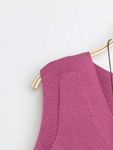 EMERY ROSE Women's Solid Color Single-Breasted Casual Daily Knit Vest - Hot Pink - View 3