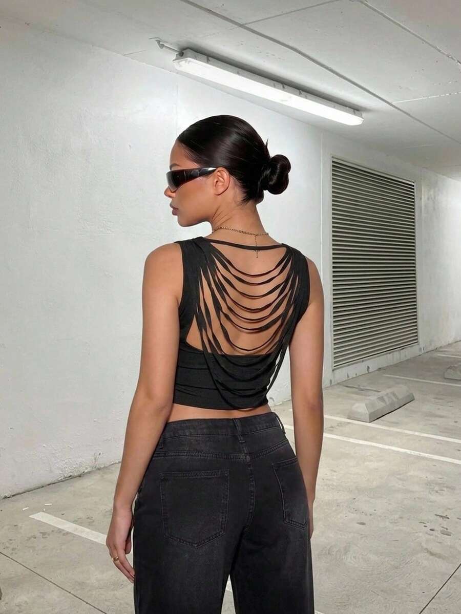 SHEIN ICON 女款黑色哥德風頹廢風純色休閒百搭日常外出上衣 - 黑色 - 查看 1