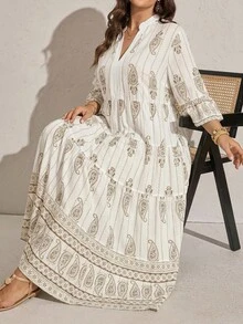 SHEIN CURVE+ 大码女式碎花喇叭袖荷叶边沙滩连衣裙度假装女装沙滩度假装，夏季女装，绿白相间长裙，绿色碎花长裙，层叠长裙，秋季女装，学生装，乡村风女装，教师装，秋季女装，秋季女装，休闲女装 - 彩色 - 查看 3