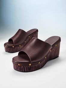 Solezae Sandal Platform Slip-On Nyaman untuk Wanita, Sepatu Musim Panas - Chocolate Brown - View 2