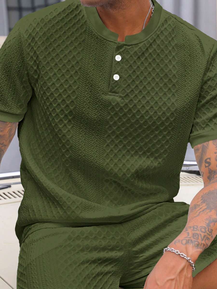 Manfinity CasualCool Men's Summer Casual Modest Solid Color Short Sleeve Polo Shirt Holiday Vacation Olive Green - Army Green - View 1