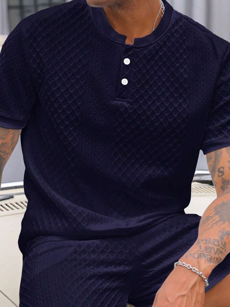 Manfinity CasualCool 男士夏季休閒端莊純色短袖 Polo 衫，居家約會之夜穿著，海軍藍 - 藏蓝色 - 查看 1