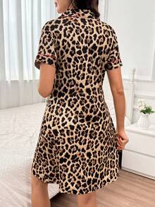 Moonlight&Mama Fashionable Versatile Leopard Print Contrast Trim Lapel Front Button Maternity Short Sleeve House Dress - Multicolor - View 2