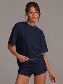 Athîral 女款極簡圓領短袖上衣與抽繩腰短褲居家服套裝 - 藏蓝色 - 查看 4