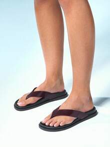 Solezae Women's Comfy Casual Flat Thong Sandals - Chocolate Brown - View 3