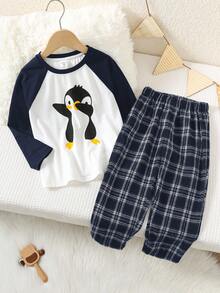 SHEIN Kids Young Boy Cartoon Penguin Pattern Colorblock Raglan Sleeve T-Shirt And Plaid Pattern Long Pants Casual Comfortable Loungewear Pajama Set 2pcs - Navy Blue - View 5