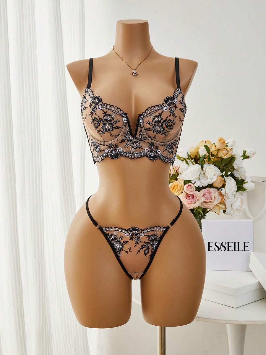Esselle 2 件套前刺绣 V 领无钢圈内衣文胸和内裤套装,时尚夏季款式 - 彩色 - 查看 1