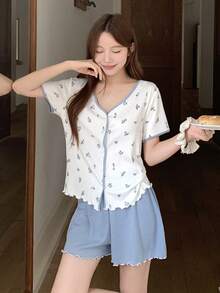 DAZY 女款V領花卉印花短袖上衣與短褲休閒居家服套裝 夏季睡衣 - 藍色 - 查看 1