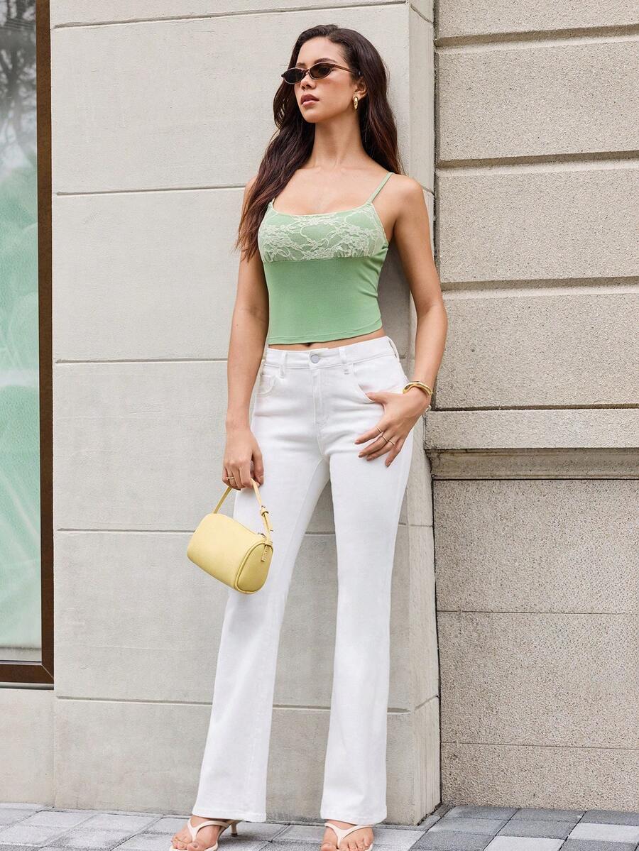 SHEIN Débardeur ajusté amincissant vert sauge pour femmes, patchwork de dentelle de niche, pour superposition, couche de base, brunch, quotidien, romantique et élégant - Vert - Voir 1
