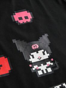 HELLO KITTY AND FRIENDS | ROMWE Áo thun 2 trong 1 size lớn dáng rộng vai lệch họa tiết pixel art sáng tạo hợp tác IP, màu đen, phong cách Y2K thường ngày cho lễ tốt nghiệp và du lịch mùa xuân - màu đen - Xem 4