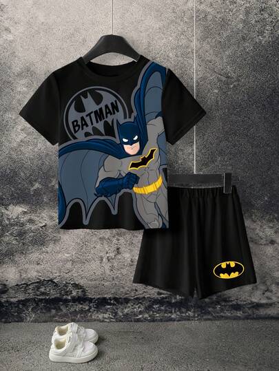 BATMAN X SHEIN Young Boy Round Neck Short Sleeve T-Shirt And Shorts Casual Set