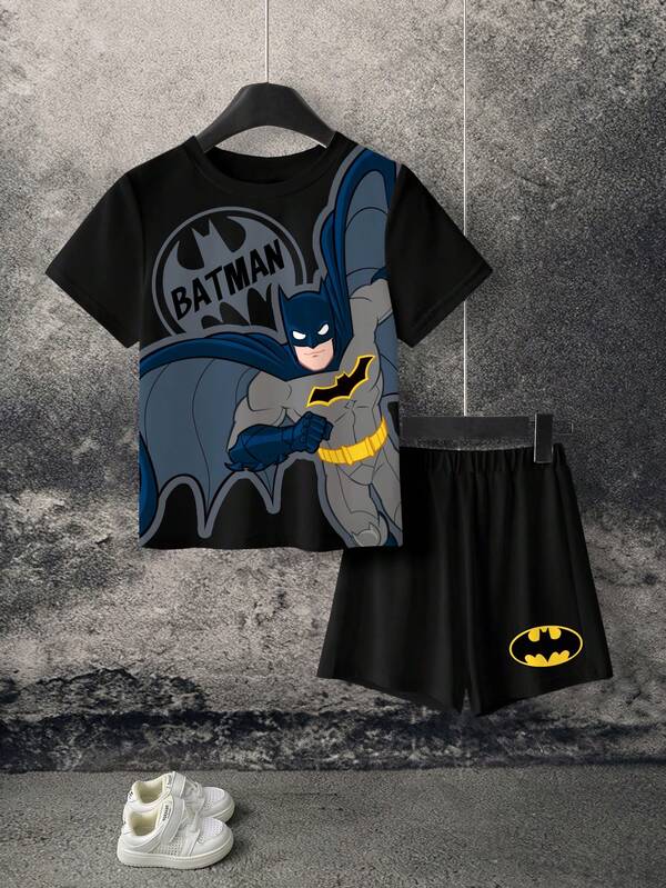 BATMAN X SHEIN Young Boy Round Neck Short Sleeve T-Shirt And Shorts Casual Set