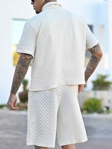 Devon Thys 男士纯色休闲短袖衬衫和短裤套装 - 米色 - 查看 5