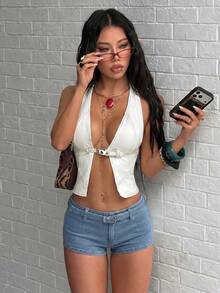 Jeanoix Y2K 女式牛仔短裤，带孔眼和口袋 - 淺色水洗藍 - 查看 4