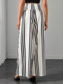SHEIN European And American Style Black And White Striped Print Repeated Pocket Elastic Waist Loose Straight Leg Maternity Pants Suitable For Daily Wear - Multicolor - View 2