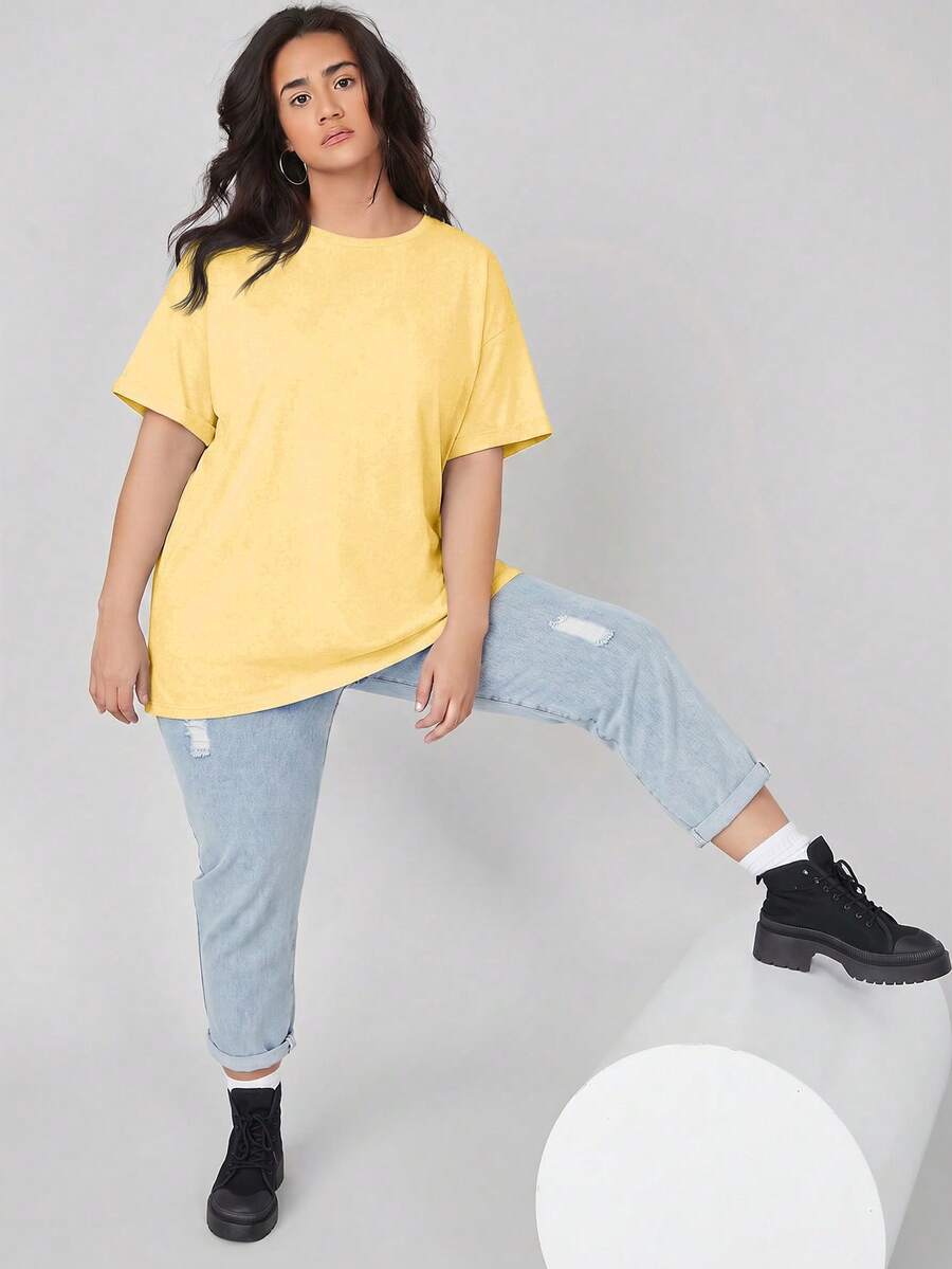 SHEIN BASICS 大尺碼落肩素色T恤女款夏季上衣,夏季穿搭 - 鵝黃色 - View 1