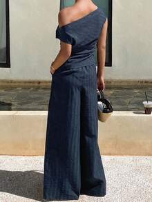 Livesso Tall Setelan 2 Potong Gaya Liburan untuk Wanita: Atasan Leher Asimetris Motif Garis-garis dan Celana Panjang Longgar - Navy Blue - View 2