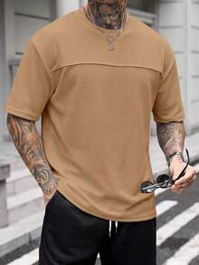Manfinity Homme 男士夏季紋理素色寬鬆休閒T恤 - 卡其色 - 查看 3