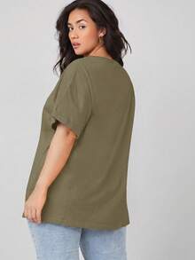 SHEIN BASICS 大尺碼落肩素色T恤女款夏季上衣夏季穿搭 - 軍綠色 - 查看 2