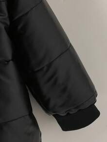 SHEIN 男童黑色皮革連帽填充外套，休閒日常穿著，適合通勤、戶外活動、短途旅行、公園遊玩，冬季新品 - 黑色 - 查看 4