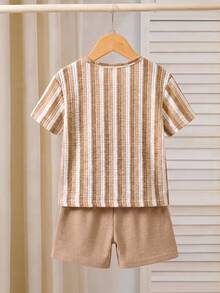 Souflis Souflis 2pcs/Set Boys' Summer Waffle Stripe Short Sleeve T-Shirt And Shorts Set - Khaki - View 2