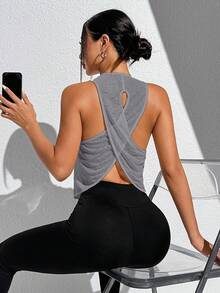 SHEIN Sports 女士交叉露背设计健身背心，适合日常锻炼 - 淺灰色 - 查看 3