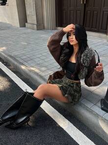 SHEIN PETITE 女款迷彩印花百褶牛仔迷你裙，腰部扣環設計，適合嬌小女性 - 彩色 - 查看 3