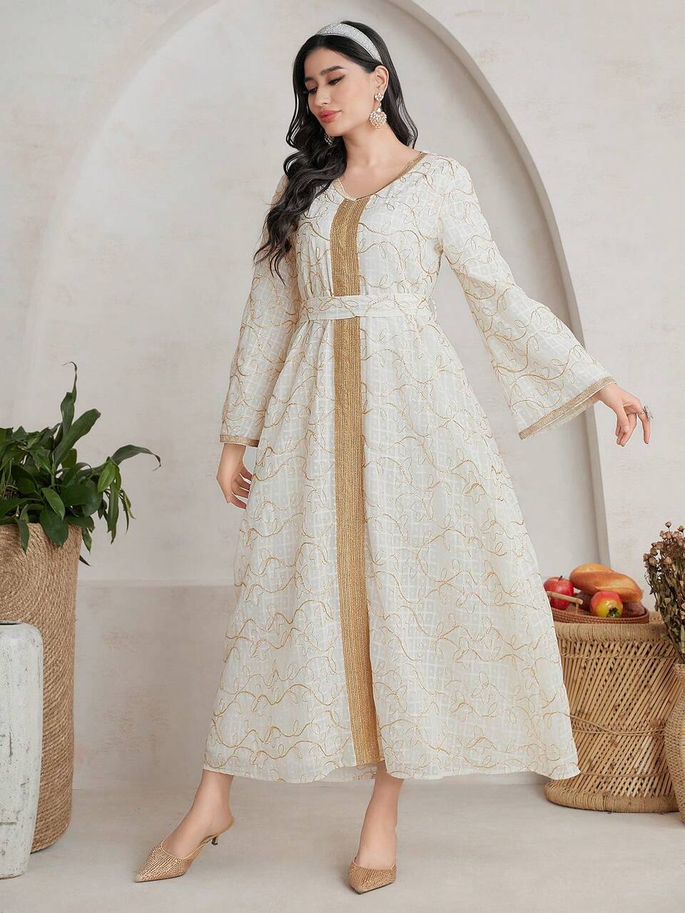 Women's Embroidered Flare Sleeve Turkish Long Jalabiya Dress