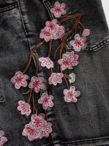 ROMWE MEN Street Life 男士刺繡做舊鈕扣口袋時尚牛仔短褲 - 黑色 - 查看 5