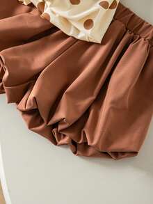 SHEIN Genkimix Kids 2件組少女3D蝴蝶結裝飾休閒時尚無袖上衣 + 休閒時尚純色開花短褲 - 彩色 - 查看 3