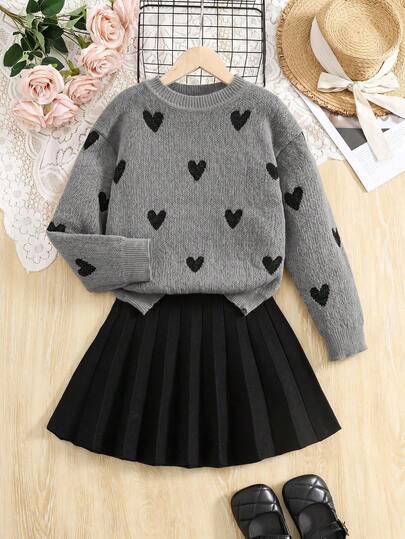 SHEIN Bộ 2 món cho bé gái tween gồm áo len cổ tròn vai trễ họa tiết và chân váy xếp ly đen trơn, phù hợp mặc hàng ngày, đi học, dịp thường ngày, mùa thu/đông, trang phục thường nhật