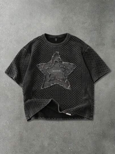 Camiseta de hombre con lavado desgastado y aplique de estrella bordada