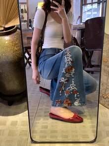 DAZY Women's Flared Embroidered Floral Korean Style Casual Elegant All-Season Versatile Jeans Fall Vacation - Blue - View 1