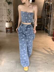 DAZY 女款休閒復古街頭風夏季度假牛仔套裝，滿版花卉印花短版抹胸上衣搭配寬腿長褲，淺藍色花卉旅行風 - 藍色 - 查看 6