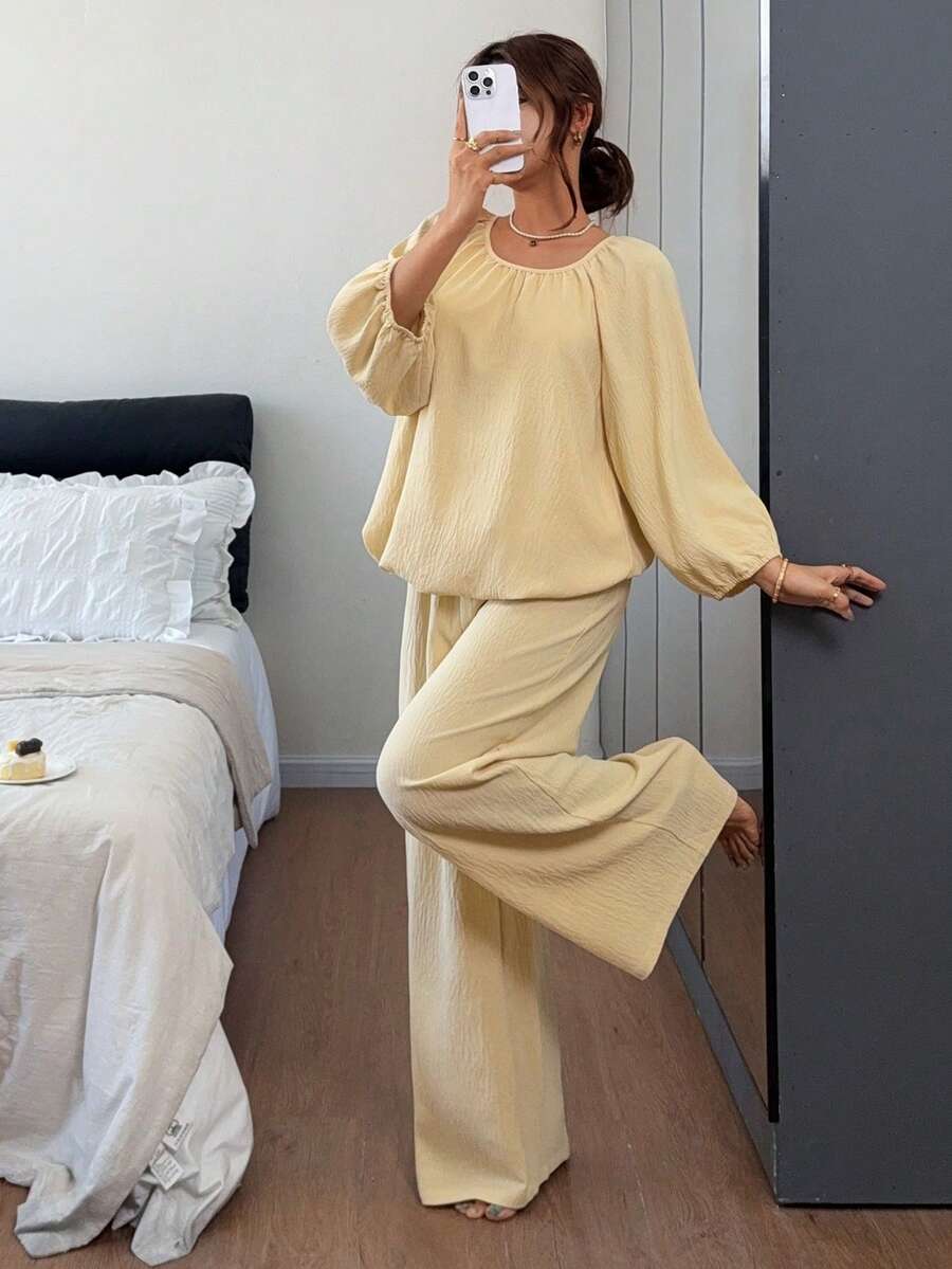 DAZY Women's Solid Color Round Neck Raglan Sleeve Top And Pants Pajama Set - Yellow - View 1