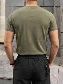DAZY 男士夏季短袖修身半開襟綠色彈性布料T恤 - 軍綠色 - 查看 2