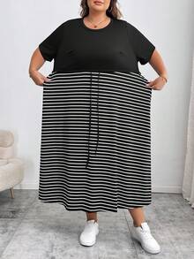 SHEIN CURVE+ Size 時尚傳統休閒通勤機場優雅返校穿搭服飾 2026 秋冬 22W - 黑與白 - 查看 7