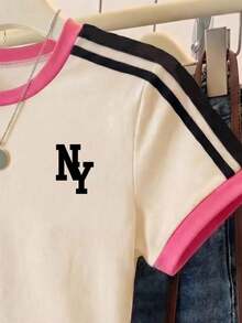 SHEIN 少女休闲T恤，美式复古校园经典Logo印花短袖圆领露脐T恤，适合夏季、美式学院风度假穿着，白色修身日常家居服，粉色碎花条纹时尚日常舒适百搭，粉色修身露脐款适合女孩日常穿着，户外 - 杏色 - 查看 5