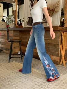 DAZY Women's Flared Embroidered Floral Korean Style Casual Elegant All-Season Versatile Jeans Fall Vacation - Blue - View 6