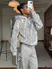青少年女孩休閒極簡街頭風仿水洗效果樹枝迷彩滿版印花薄款運動衫，適合秋冬與春夏，運動風格 - 彩色 - 查看 5